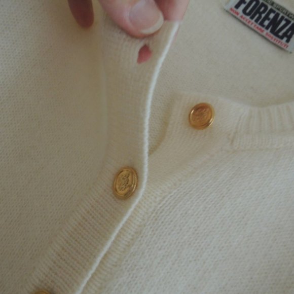 Ladies Sweater Size L Off White Wool Blend Cardigan w/Brass Buttons $85 Value - Picture 3 of 9